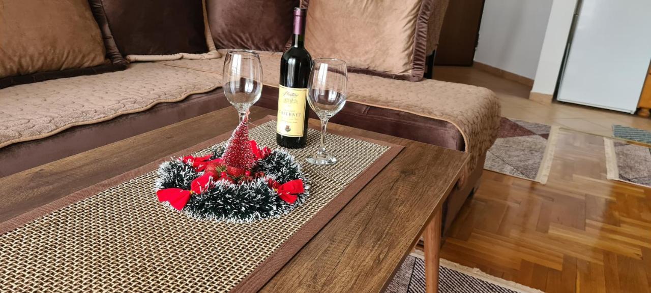 Apartman Velimir Stari Aerodrom Podgorica Luaran gambar